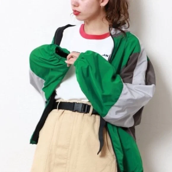 🇯🇵 Reversible windbreaker - Picture 5 of 7